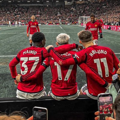 Classof928's profile picture. Man Utd Fan Account. Once a Red always a Red #GlazersOut