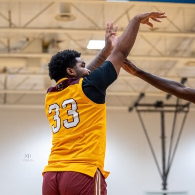 5’11 guard|Park University Gilbert MBB|Redshirt Freshman 4 years of eligibility|