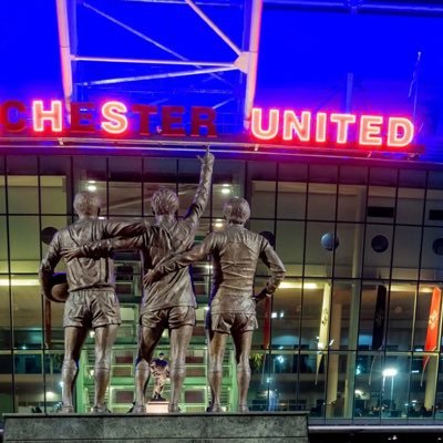 An unapologetic United page.I’ll be posting mainly photos and videos related to my beloved club and random sports news. Welcome! #UnitedWeConquerDividedWeLoose