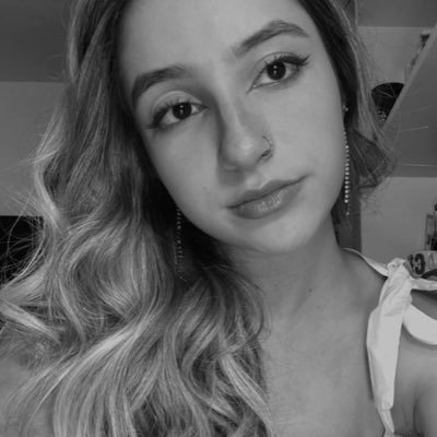 ⠀ⓘ this user loves 𝘁𝗮𝘆𝗹𝗼𝗿 𝘀𝘄𝗶𝗳𝘁 way too much! * . ∗ ̥ ⁺ @luvhowls (a/ela/a) * ₊