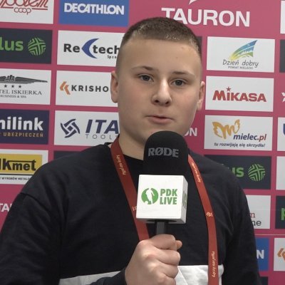 15-letni chłopak, który chcę zostać dziennikarzem.
Piszę dla:
✒PodkarpacieLIVE 
✒🎙RadioGOL
Mój kanał na YouTube⬇️