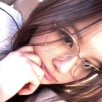 slly00n's profile picture. 17y | vestibulanda de medicina | 3° do Ensino Médio.