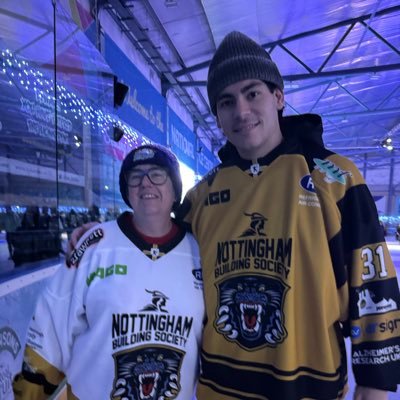 Community Nurse 🏒 love everything about our Panthers team especially #31 Mike Robinson 💛🖤💛🖤 season ticket block 15 #13 Hugo Roy Sponsor  just ❤️ icehockey