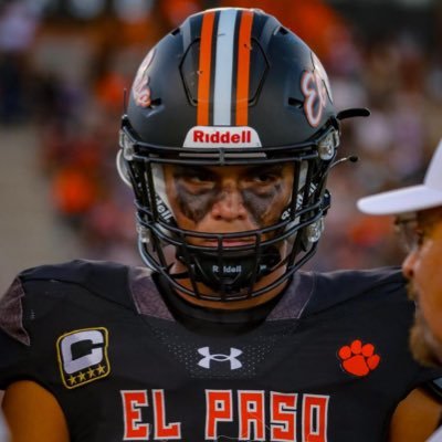 El Paso High School 24’ | Height: 6’2 | Weight: 220lbs | LB/TE | 40: 4.81 | GPA: 4.00 | NCAA ID: 2305915323