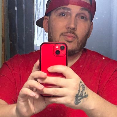 ezbeme81's profile picture. 🇺🇸🇵🇷 #Boricua #USA #1A #2A  #2BeautifulKids #PhillyBul 🇺🇲🇺🇲 #Trump #IFBAP #SupportOurVets #AmericaFirst #FJB #Missyoupops🙏🏽 #GodIsGreat