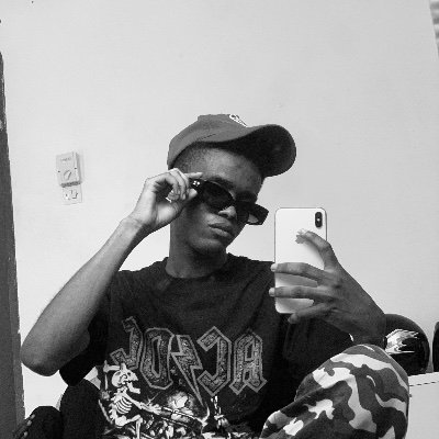 Werleed_Attah's profile picture. Web developer 👨‍💻 & graphic designer 🎨. Expert in crypto, Web3, & fintech trading 💹. Building on-chain solutions while navigating global import/export 📦.