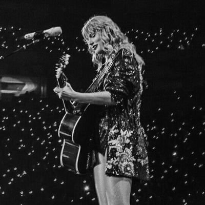 🇵🇹✨
Taylor finally comes to Portugal 🙏🏻
Swiftie since 2019 
💫Dua Lipa - 06/06/2022