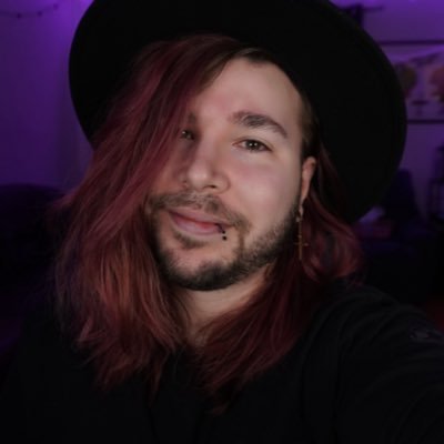 📧 marcwtk@hotmail.com / Streamer depuis 3 ans, je veux partager des passions avec de belles personnes! Je suis aussi un mari, un papa et complètement perdu!