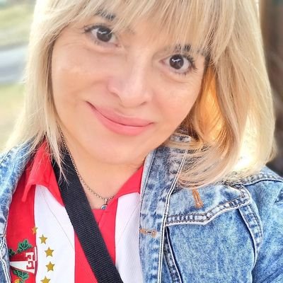 Brujita Veronista 🇦🇹⭐⭐⭐(Cris Barrera)