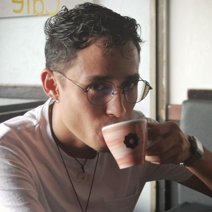 sebaas_eche's profile picture. licenciado en biología, a veces montañista, pero siempre montañero,