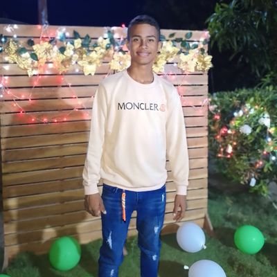 _daniellopezz18's profile picture. 