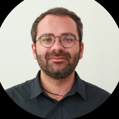 roberto_pecci's profile picture. 