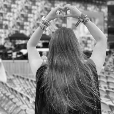 Eras Tour: Vegas 3.25 Foxborough 5.20 Tayronto 11.23 🫶 #allsfairinloveandpoetry 🗒️🪶 #SeniorSwiftie Cat Mom 🐈⬛