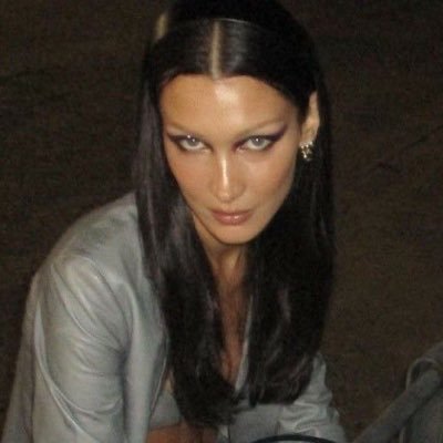 ceucisstudy's profile picture. estudando (ou vendo the office)