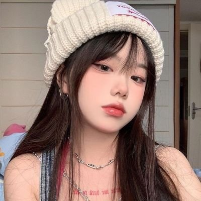 liriquaz's profile picture. 