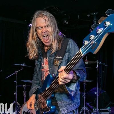 a.k.a the FRETLESS MONSTER. British Bassist w/The Firm, Blue Murder,Whitesnake, Kenny Wayne Shepherd,Lou Grammar, John Fogerty https://t.co/pBnQtKFhpF & Studio