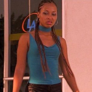 tashathefox's profile picture. 