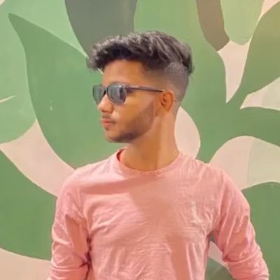 itz_vishal213's profile picture. Die having memories don't die just dreams...✨❤️