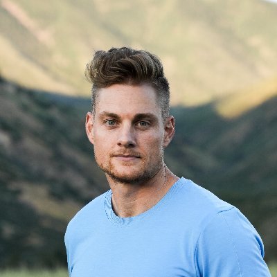 I support others in improving their quality of life through mindset, movement, and nutrition.