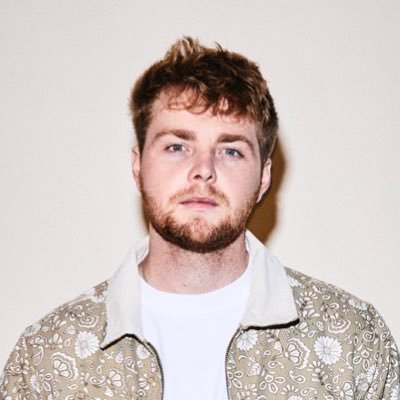 Alex Warren Profile