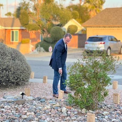 PaulMendoz15372's profile picture. 