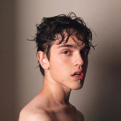 JayIvanbE's profile picture. 