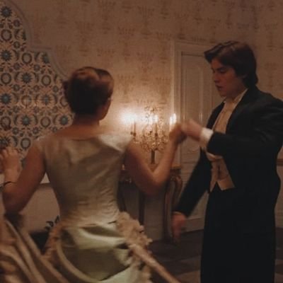 epridey_s's profile picture. wanna study abroad so badly😾