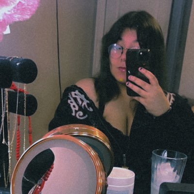 AMoonshade's profile picture. i really like mcr, fnaf, and good omens…and my boyfriend