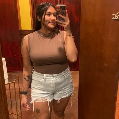 973_naye's profile picture. Scorpio. There’s no darkness. It’s just sweet.