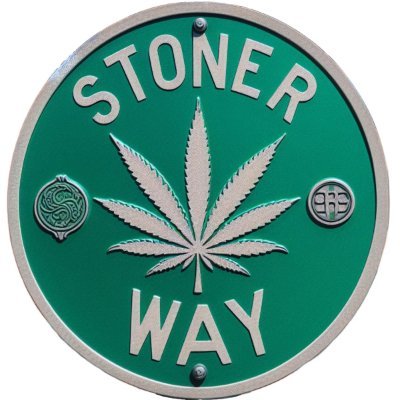 https://t.co/OYe0suvaBC - This is the #StonerWay.