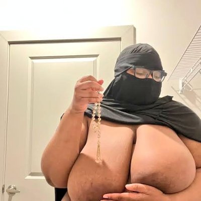 Hijabi_bibi