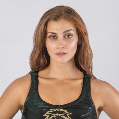 🌞Actress| Pro-wrestler| 𝕿𝖍𝖊 𝕽𝖊𝖉 𝕷𝖎𝖔𝖓🦁 From Spain. •𝑶𝒃𝒔𝒆𝒔𝒔𝒊𝒐𝒏 𝑩𝒆𝒂𝒕𝒔 𝑻𝒂𝒍𝒆𝒏𝒕• 𝕆𝔹𝕋✨Contact 📧: saraleonbooking@gmail.com