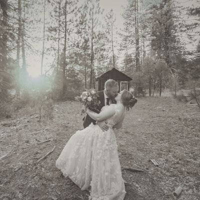 Thatgirlkenziex's profile picture. 𝓕𝓸𝓻𝓮𝓿𝓮𝓻 𝓲𝓼 𝓽𝓱𝓮 𝓼𝔀𝓮𝓮𝓽𝓮𝓼𝓽 𝓬𝓸𝓷

27 | married | cat lady