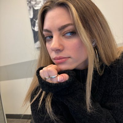 jusst_midge's profile picture. I will become even more undignified than this