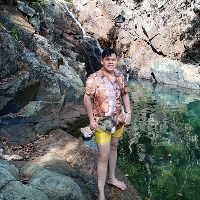 youngzTV116774's profile picture. Never give up