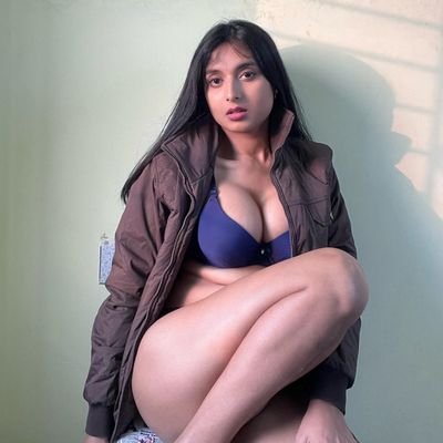 Backup @sannatiMitra2
Sensual and seductive Unlock  intimate moments and hidden desires with me 🔞must be 18+ subscribe।⤵️⤵️🍑👅 https://t.co/dV4yAsvuqv