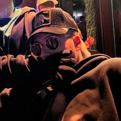 mikeyontivero's profile picture. 