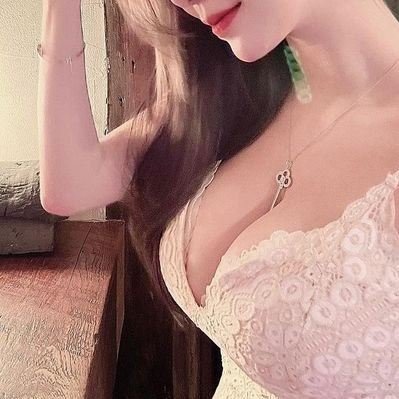 KarterMars40467's profile picture. 31歳・海外商品のバイヤー・最近の趣味は英会話・ママ活コミュニティ運営・参加方法は@saorin_bright をフォローだけ！お待ちしてますね🫡