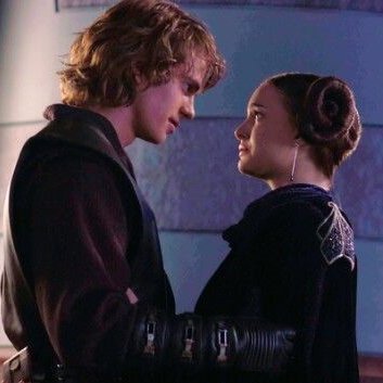 Hi this is my account to show love for Padmé Amidala and Anakin Skywalker. Mainly retweets