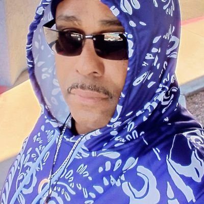 I'm the dark Jedi torn between right and wrong a defender of the weak yet down to snatch a soul warm and affectionate but sub zero cold ruff wicked en wild.