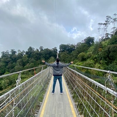 YourFavDoctor_'s profile picture. internist who loves writing, directing, and hosting. @Project1932 LittleSib