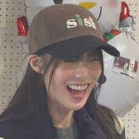 anya (@uglypotaeto) 's Twitter Profile Photo anya (@uglypotaeto) 's Twitter Profile Photo