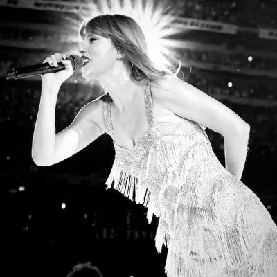 Vanichan_123's profile picture. 🫶🏻Swiftie💜Livie🐰NewJeans💛Minji🤍🤍송강🤍🇰🇷ドラ🤍