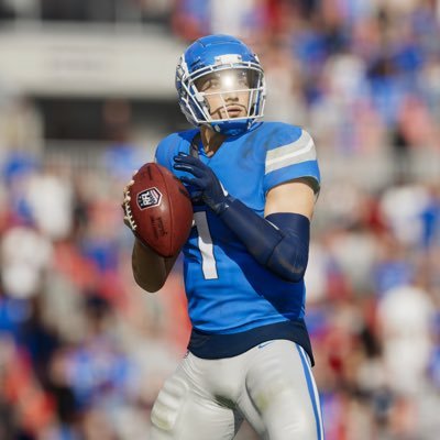 RFL (Relo Football League ) . CS4( College Series Season 4 ) CS5 ( College Series Season 5 ) QB for the Oregon Ducks ! QB for Cincinnati River Hogs ( RFL ) .