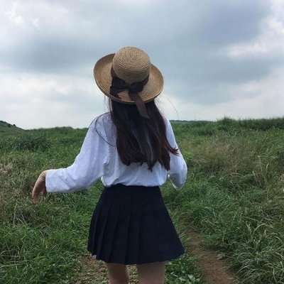 ClydeRobbins0a's profile picture. 