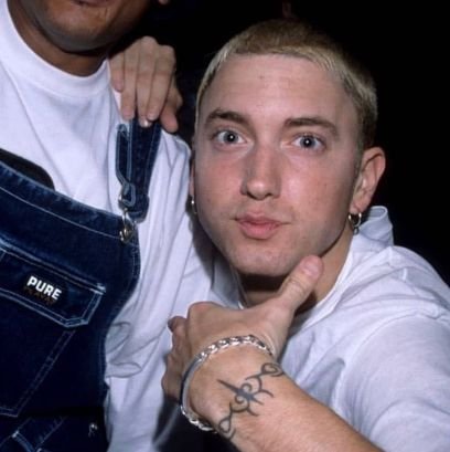 Im just a person og xzd who likes eminem alot 
Age: ask or sum
I love Slim Shady too much , nah ill kill you baby 
Get some rizz like me w me