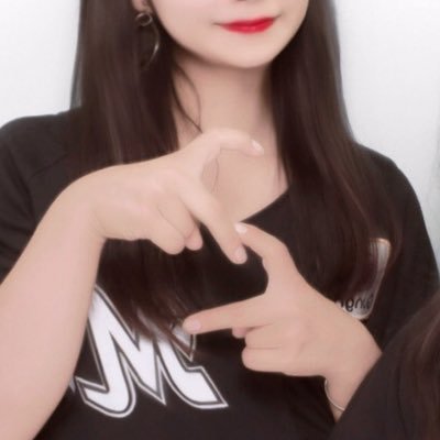 0chita_chan's profile picture. 𝕆𝕋𝕆𝔹𝕆𝕂𝔼 𝔹𝔼𝔸𝕍𝔼ℝ ✮꙳𓂃𓂂𓏸