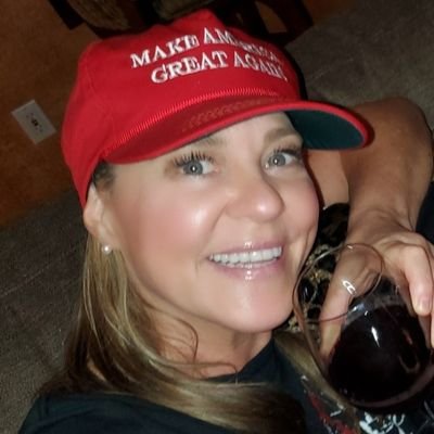 A proud conservative who ❤️'s  my country and family. 🇺🇸🇺🇸🇺🇸  TRUMP 2024! 🇺🇸❤️🇺🇸