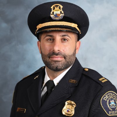 The official Twitter of the Detroit Police Department's 3rd Precinct. Commanding Officer Matthew Fulgenzi. User policy: https://t.co/X98abifNbb