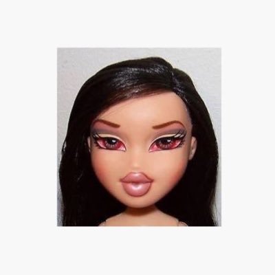 tass_yixen's profile picture. I’m only 5,2, but you can still look up to me;*